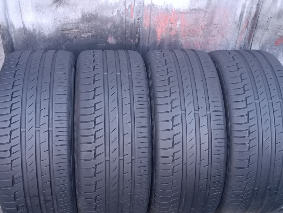 235/45/17 Continental