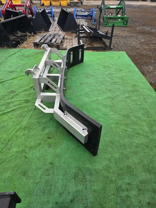 Lama impins gunoi pentru tractor