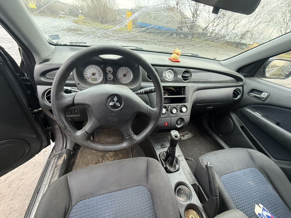 Мицубиши Аутлендър 4х4 2.0 бензин 136 кс 2006г на части