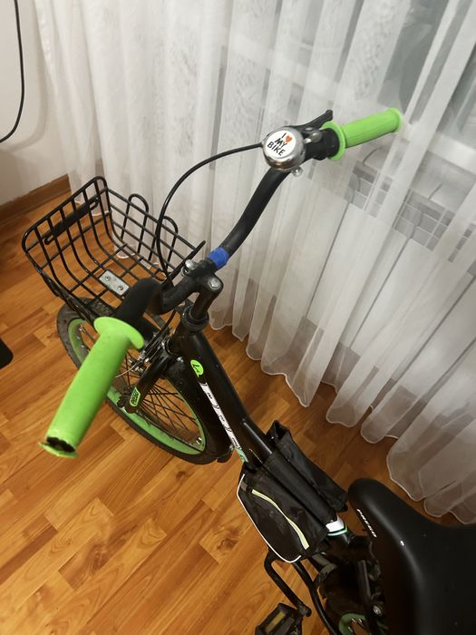 Продам детский велочипед от 8 до 12 лет