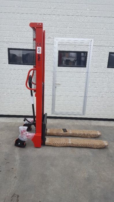 Stivuitor manual / Transpaleta 2000kg 1,6m VALLIFT NOU, IN STOC