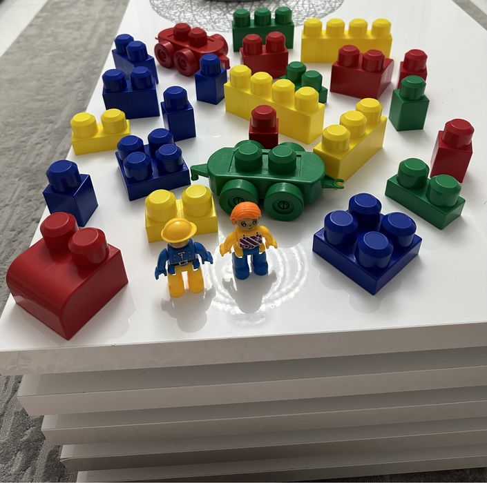 Lego cu piese mari