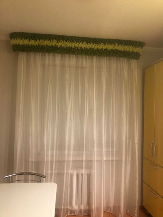 Продам ламбрекен.