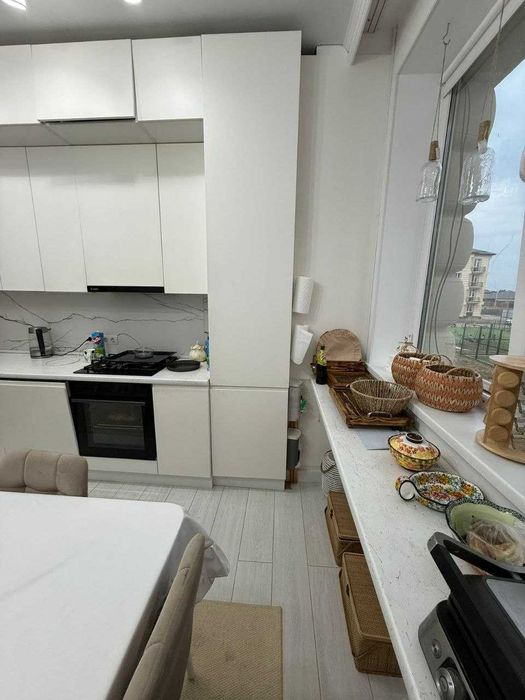 Продам 4х комн кв Батыс