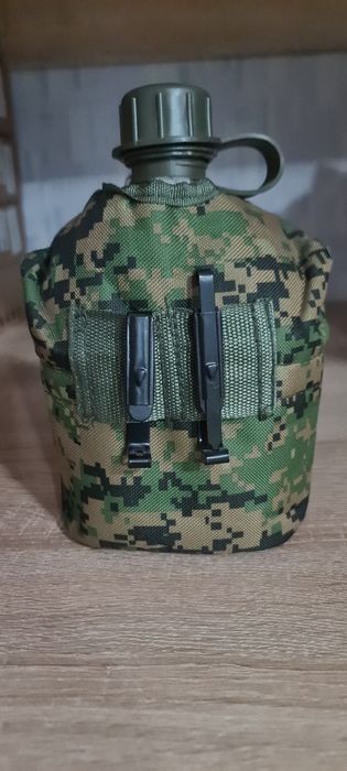 Продам флягу армейскую с котелком
