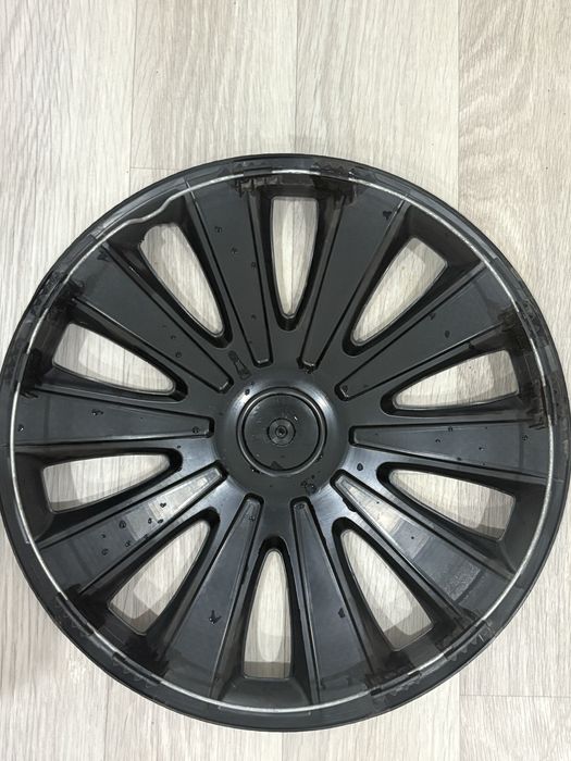 Колпаки r15  в отличном состоянии!!