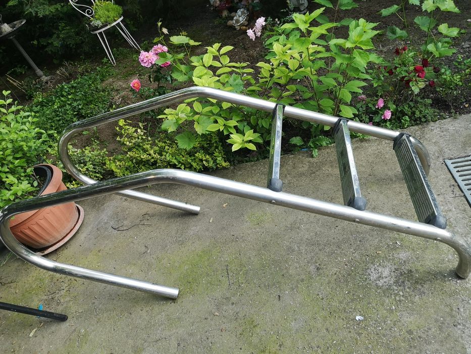 Стълба за басейн