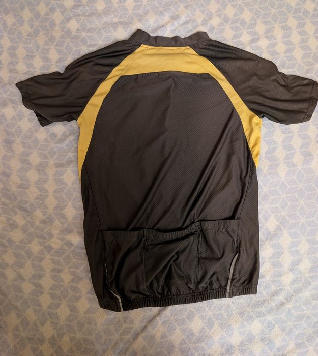 Вело джърсита Muddyfox и Endura