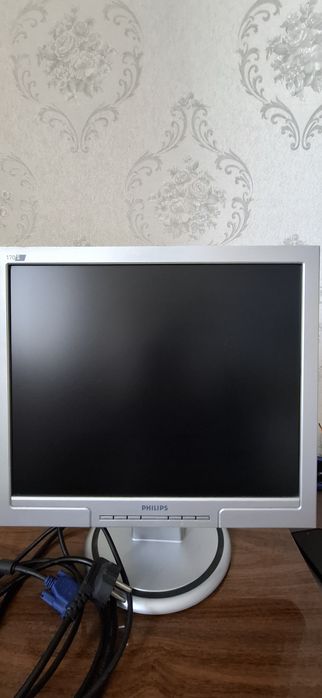 Монитор  Philips . Не дорого.