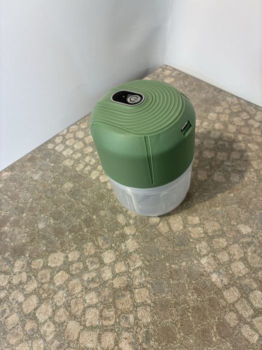 Chopper 250ml incarcare USB, pentru drumetii/cabana, culoare verde