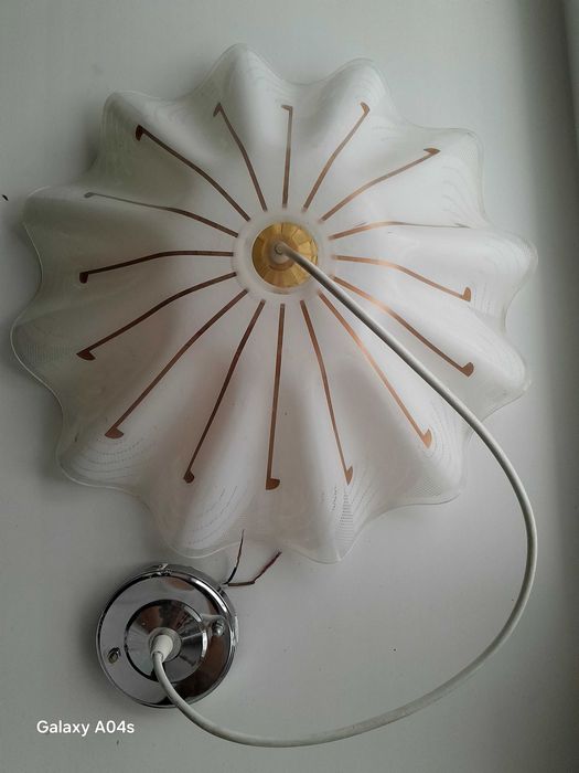 Продается светильник