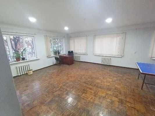 Продаётся здание,  Сергелийский район 1300 м2