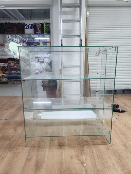 Vitrine de expunere marfa