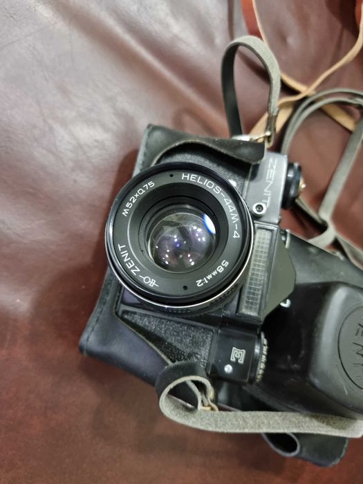 Фотоапарат Зенит Е