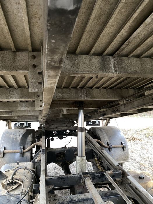 Алуминиева каросерия