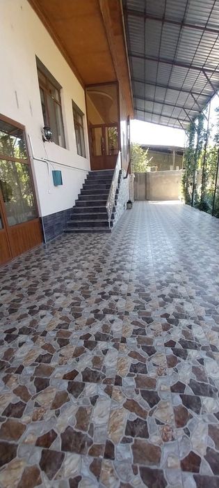 10 хонали ховли уй 4 соток сотилади/Продается 10-комнатный дом 4 соток