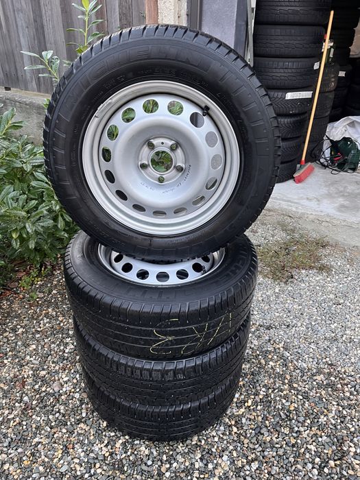 Jante+cauciucuri iarna M/S 215/65/16C 5x108 Toyota / Peugeot Expert