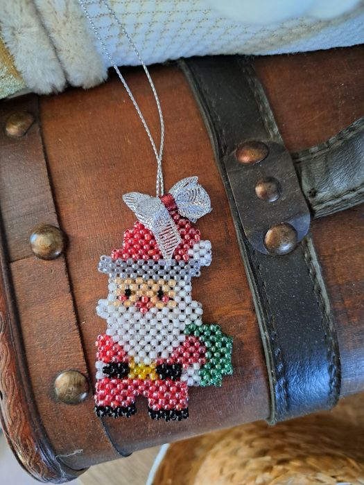 Коледни играчки от мъниста