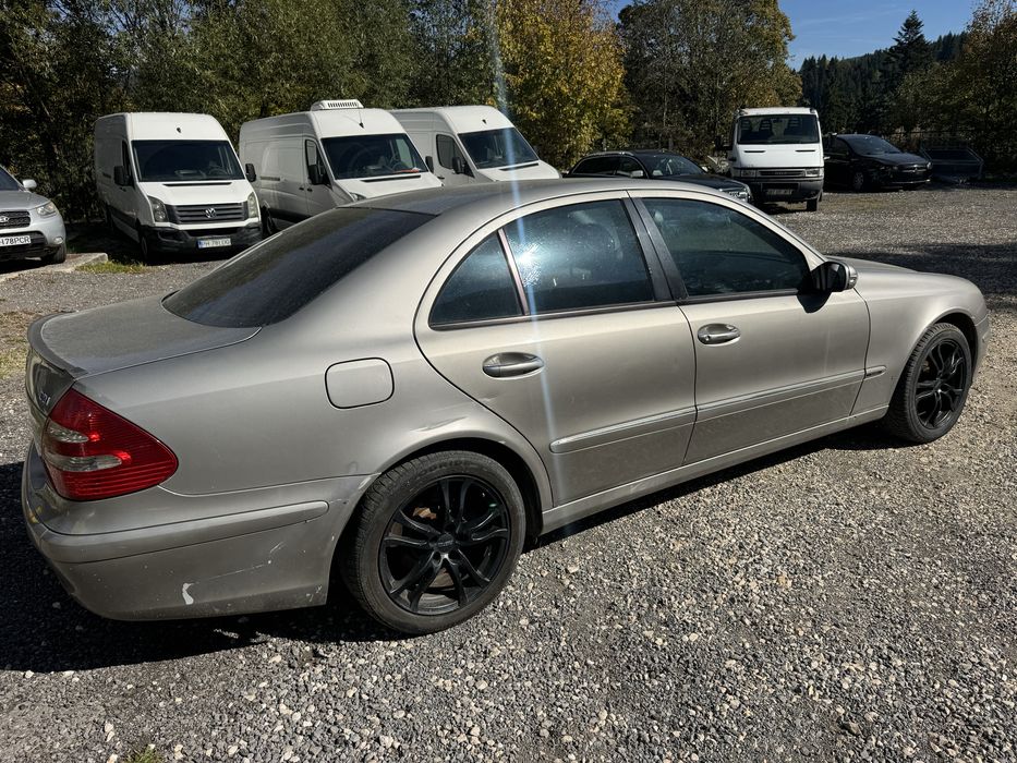 MERCEDES-BENZ E-Class 2005 — imagine 4