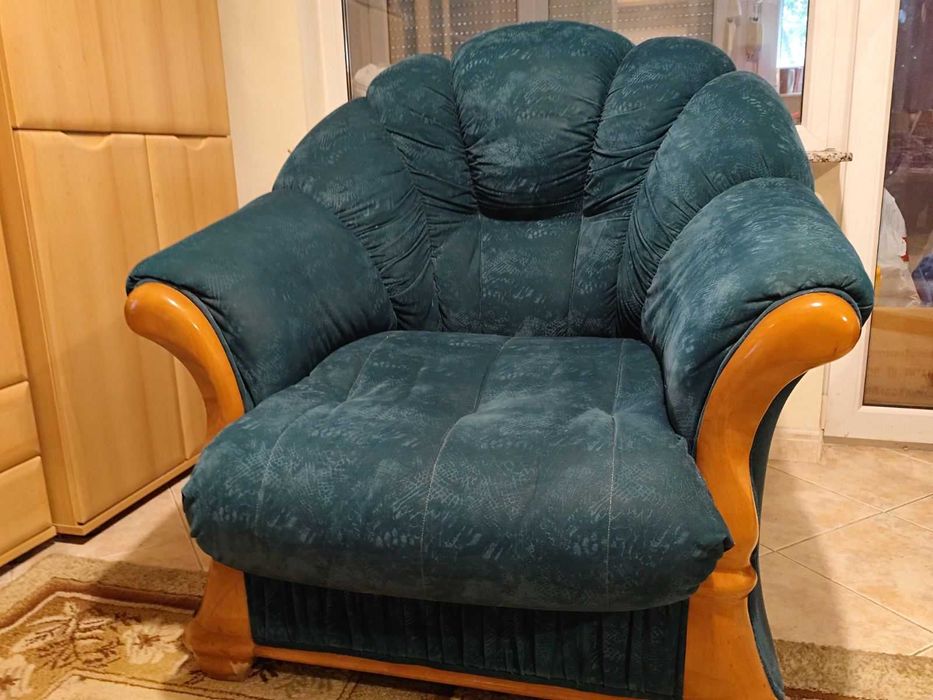 Продавам холна гарнитура