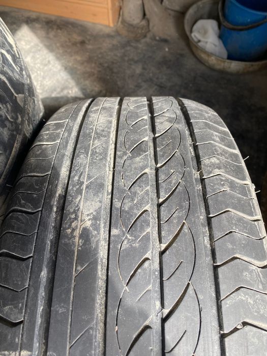 Продам резину R16 225/55