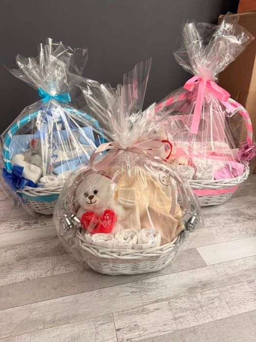 Кошница - Подарък за бебе