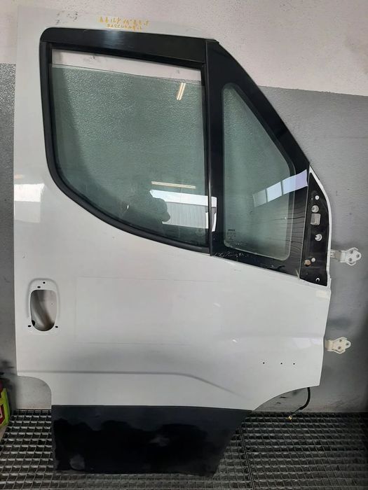 usa portiera dreapta fata 2.3 hpi iveco daily 3 furgon 35-140  2019