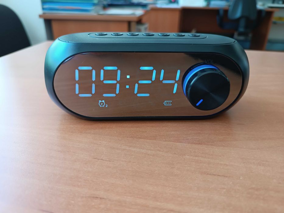 Радио часовник, Bluetooth 5.0, черен