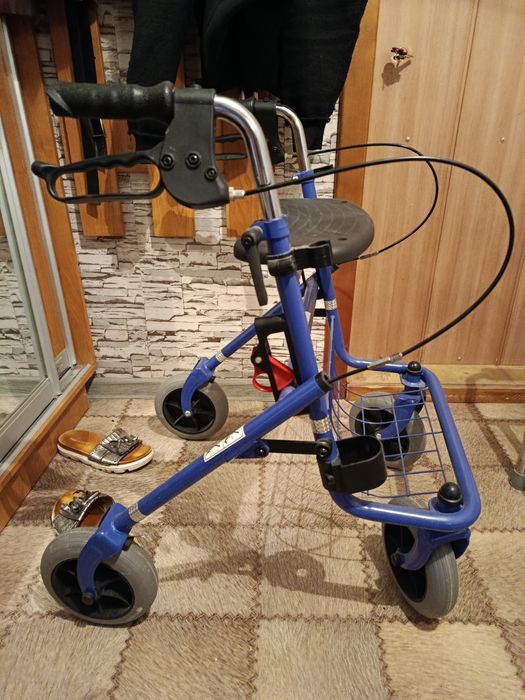 Продам ходунки для взрослы 20.000тг,