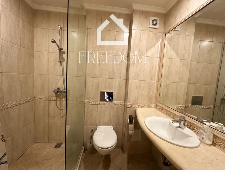 Продава се Двустаен апартамент в Варна, Бриз - 69 кв.м за 1205 €/кв.м - Снимка #9