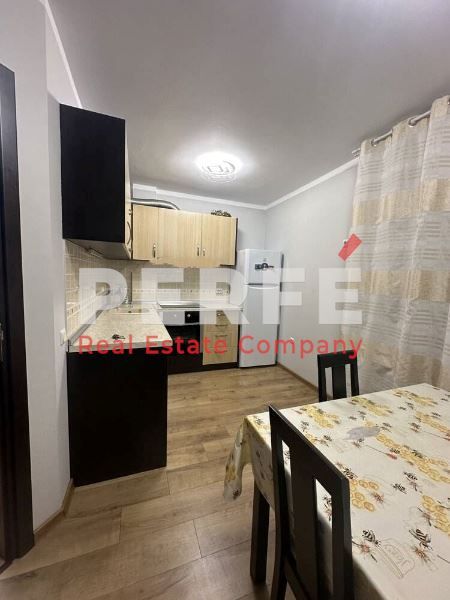Дава се под наем Двустаен апартамент в Бургас, Зорница - 46 кв.м за 357 € - Снимка #1