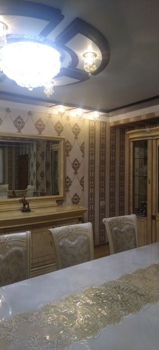 Срочно квартира сотилади.