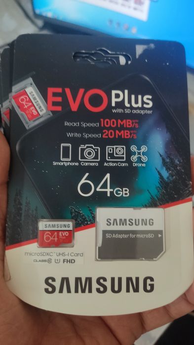 SD card  флешки по 64 гиг