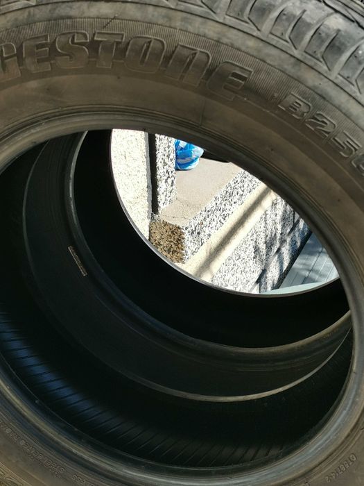 Гуми  Brigestone B 250 2бр.