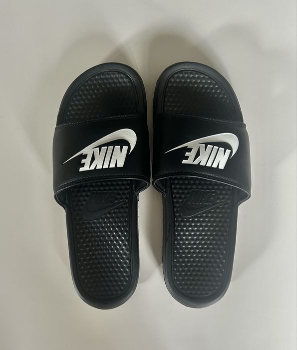 Nike Чехли
