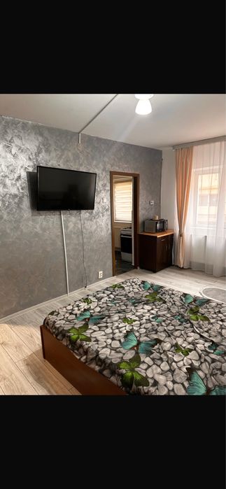 Inchiriez garosniera