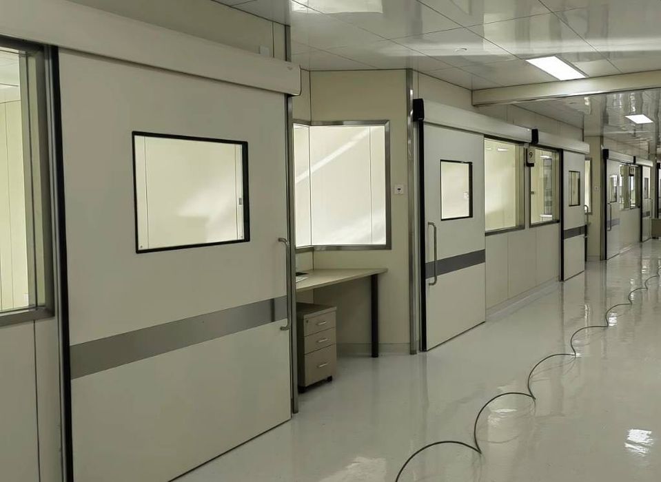 Раздвижные медицинский двери