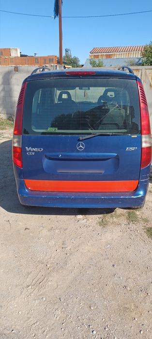 Mercedes Vaneo на части