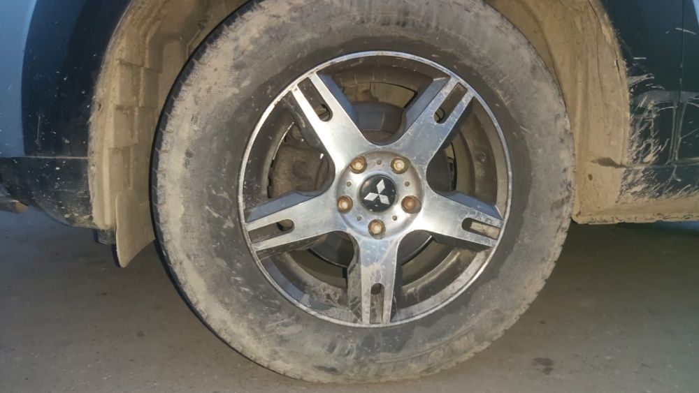 Dezmembrez Mitsubishi Outlander 2.0 diesel an 2008 cod motor BSY