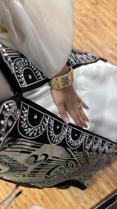 Прадается платье