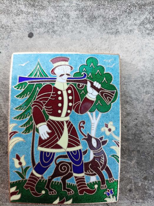 Стари руски емайлирани сувенири