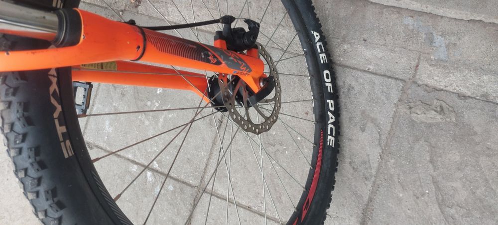 Продавам немски алуминиев велосипед   26 цола,37 см