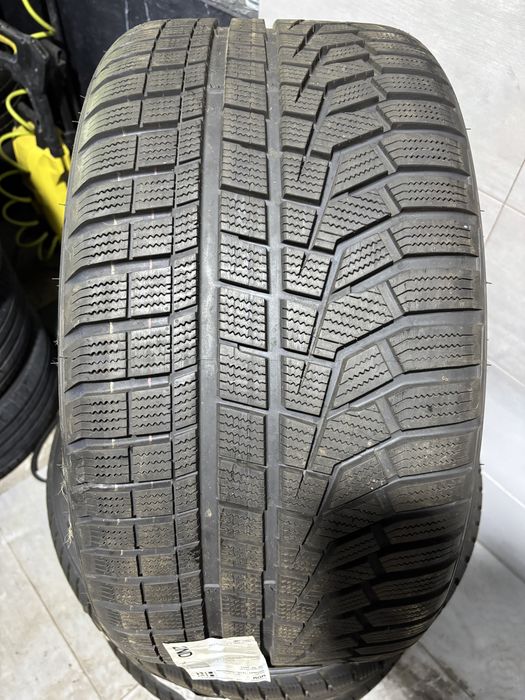 Anvelope Noi/demo de iarna Hankook 285 30 R22