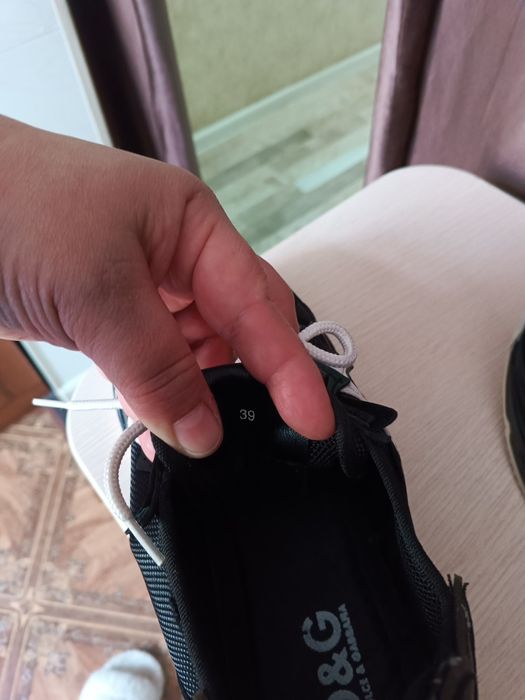 Кроссовки женские бу " Dolche $ Gabbana"Milano