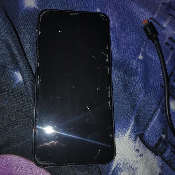 Xs Max обменяю на 11