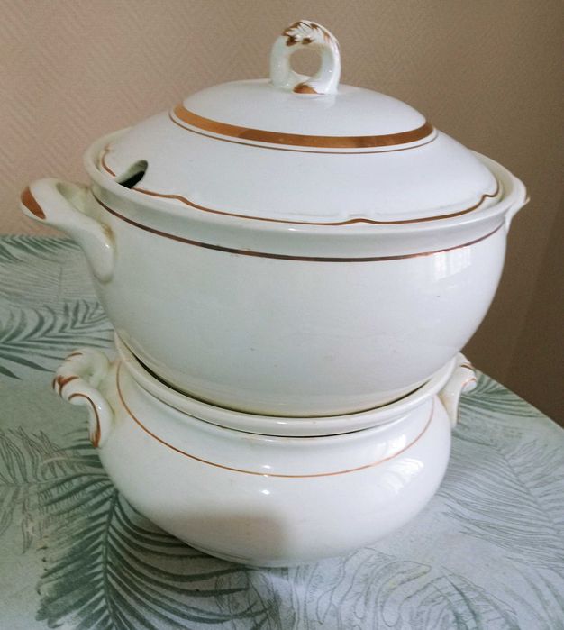 Продам набор посуды