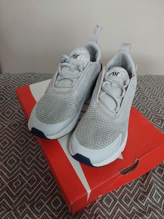 Маратонки NIKE AIR MAX 270