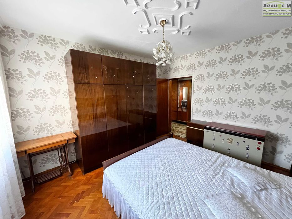 Апартамент с три спални, 116 кв.м., Живовски квартал, гр.Монтана