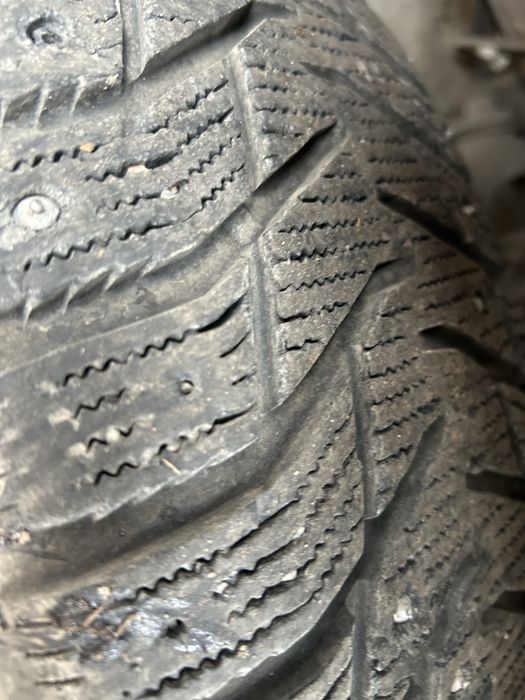 Резина зимная.  в коплекте