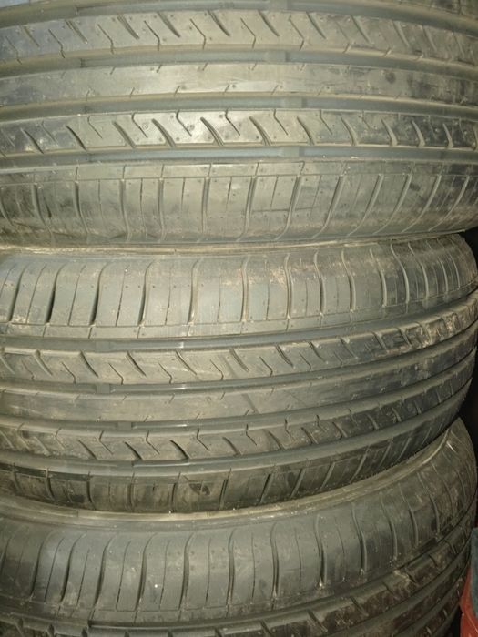 комплект новых шин